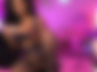 Live cam show with Zia - Big Ass Teen (18+) on xxxlivecams.org