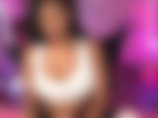 Live cam show with Zia - Ebony HD on Camsoda