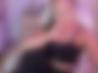 M II A's Live Sex Cam Show