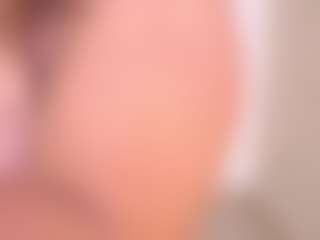 M II A's Live Sex Cam Show