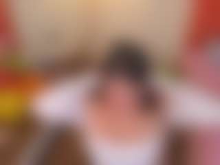 Live cam show with Caandace - Young Adult on chickslive.net