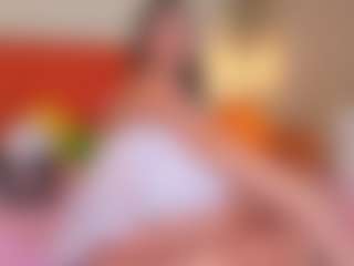 Live cam show with Caandace - Green Eyes on Camsoda