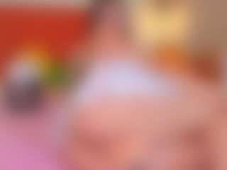 Live cam show with Caandace - Facial on Camsoda.co