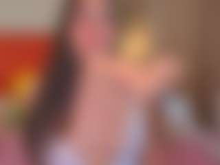 Live cam show with Caandace - Facial on xDating