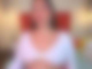 Live cam show with Caandace - Double Penetration on Milfs Live