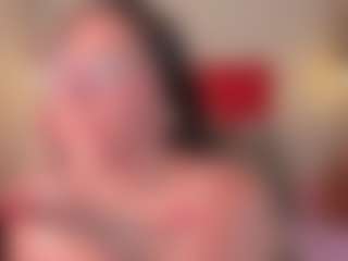Live cam show with Caandace - Facial on Camsoda
