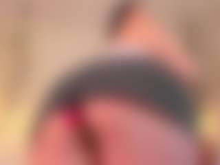 Live cam show with Caandace - Anal on LiveSexCams6