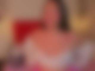 Live cam show with Caandace - Facial on Camsoda