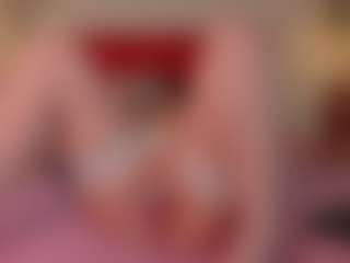 Live cam show with Caandace - Public BBW on Camming Site