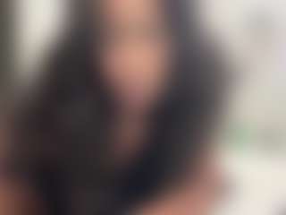 Live cam show with daniellladior - Handjob on SquirtSoMuch