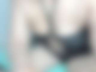 Live cam show with Dianamilf - Granny on SxyPornLive