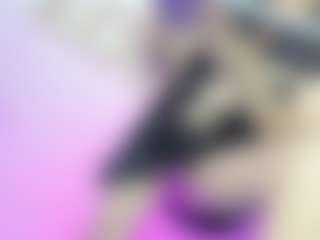 Live cam show with Dianamilf - Granny on xDating