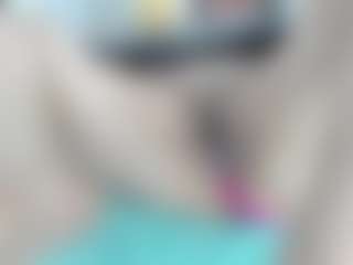 Live cam show with Dianamilf - Granny on studioflirtlive.com