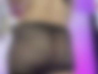 Live cam show with Dianamilf - Squirt on Streamer API