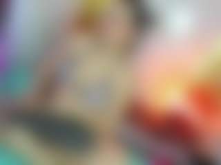 Live cam show with Dianamilf - Middle Aged on Streamer API