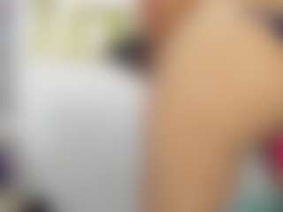 Live cam show with Dianamilf - Granny on Hubzter Live