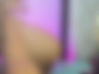 Live cam show with Dianamilf - Spank Asian on livesuperchat.net
