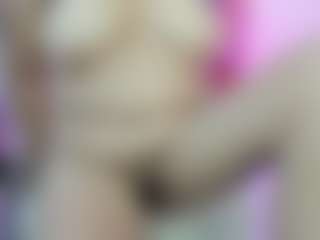 Live cam show with Dianamilf - Tease Asian on Milf Play