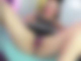 Live cam show with Dianamilf - Asian Public on Milfs Live
