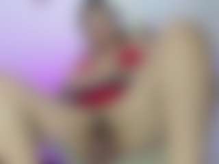 Live cam show with Dianamilf - Granny Dildo on TeamSkeetLive