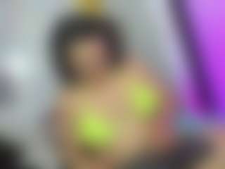 Live cam show with Dianamilf - Toys MILF on AdultVida.com