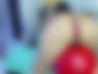 Live cam show with Dianamilf - Solo on Camsoda