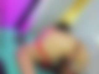 Dianamilf MILF webcam performer live streaming