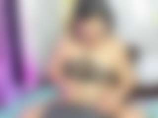 Live cam show with Dianamilf - Middle Aged on CamwithHer