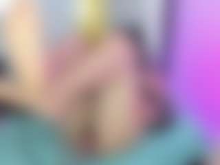 Dianamilf MILF webcam performer live streaming