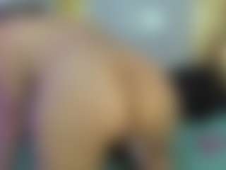 Live cam show with Dianamilf - Living Room on https://playwithruby.com