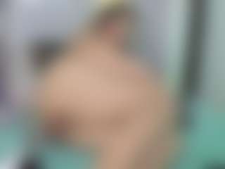 Live cam show with Dianamilf - Squirt MILF on CamwithHer
