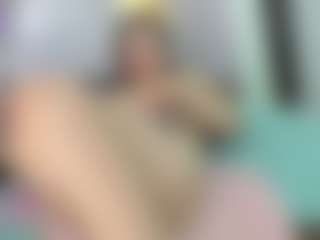 Live cam show with Dianamilf - Public on xxxlivecams.org