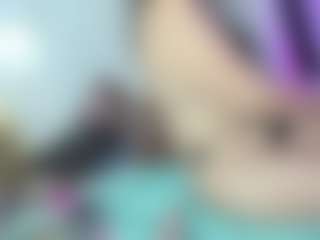 Live cam show with Dianamilf - Camel Toe on CamSodaAdn