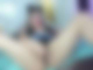 Live cam show with Dianamilf - Small Tits Mature on 1on1-livenow