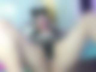 Live cam show with Dianamilf - Bedroom Mature on fuklive.com