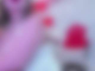Live cam show with Dianamilf - Shaved Pussy Mature on Camsoda