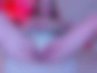 Live cam show with Dianamilf - Small Tits Mature on AdultVida.com