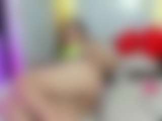 Live cam show with Dianamilf - Middle Aged on Camsoda