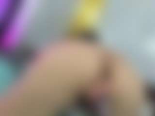 Dianamilf's Live Sex Cam Show