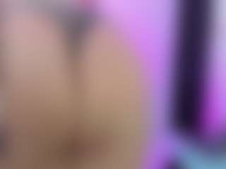Live cam show with Dianamilf - Granny Squirt on Milf Play