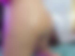 Dianamilf MILF webcam performer live streaming