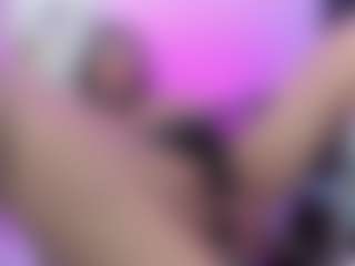 Live cam show with Dianamilf - Granny Squirt on camtv