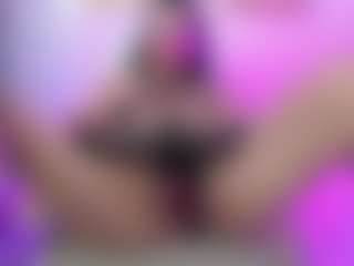 Dianamilf MILF webcam performer live streaming