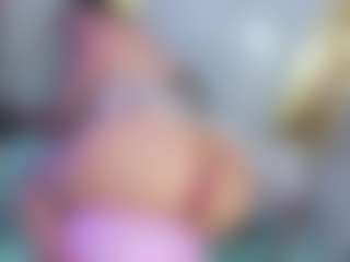 Live cam show with Dianamilf - Granny Dildo on CamSodaAdn