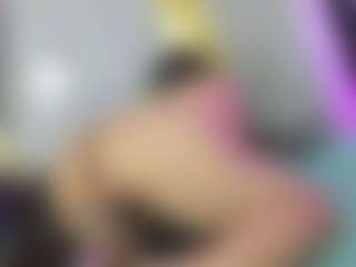 Live cam show with Dianamilf - Body Massage on AdultVida.com