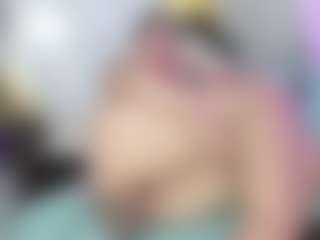 Dianamilf MILF webcam performer live streaming