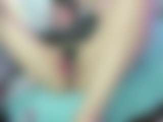 Live cam show with Dianamilf - Squirt Mature on Big Tits