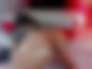 Live cam show with Dianamilf - Middle Aged on Camming Site