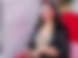 Live cam show with Dianamilf - Granny on Camsoda
