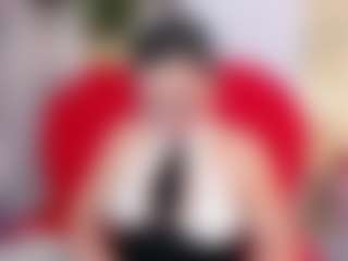 Live cam show with Dianamilf - Camel Toe on sexylive.show